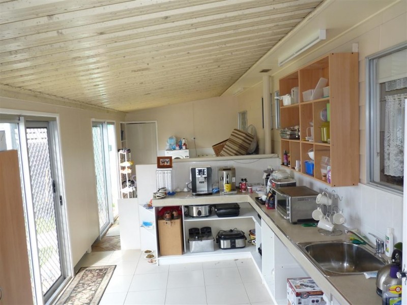 18 Minguin St, Scarness QLD 4655