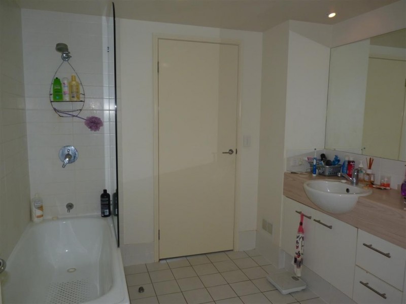 45/68 Pulgul St, Urangan QLD 4655