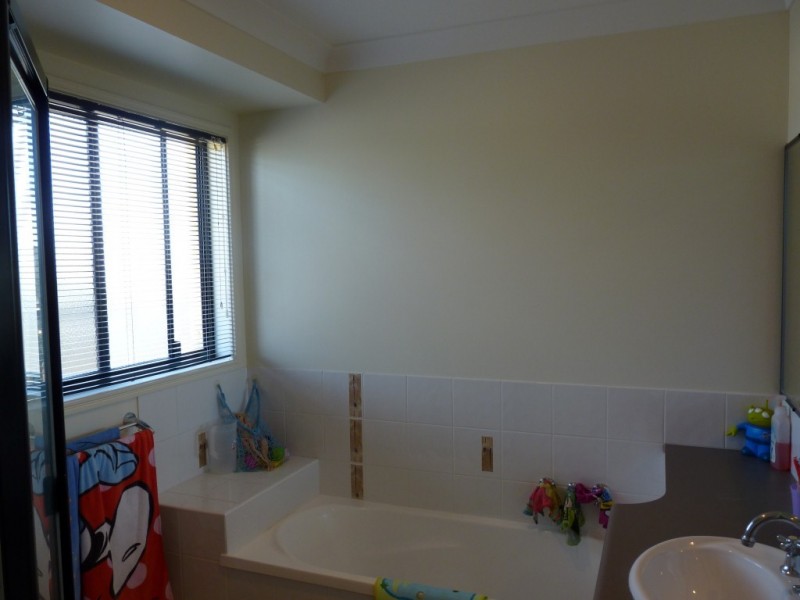 11 Gail Street, River Heads QLD 4655