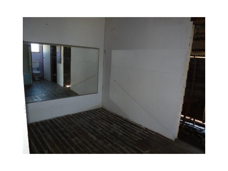 5 Gympie St, Torbanlea QLD 4662