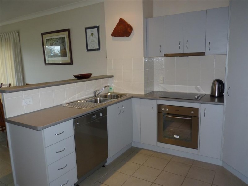 5/320 Esplanade, Scarness QLD 4655