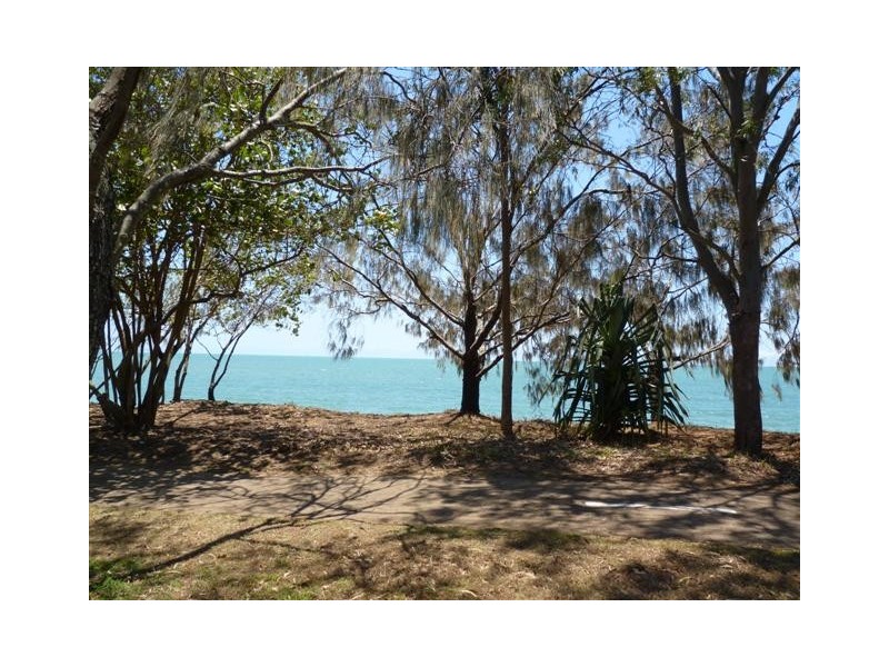 5/320 Esplanade, Scarness QLD 4655