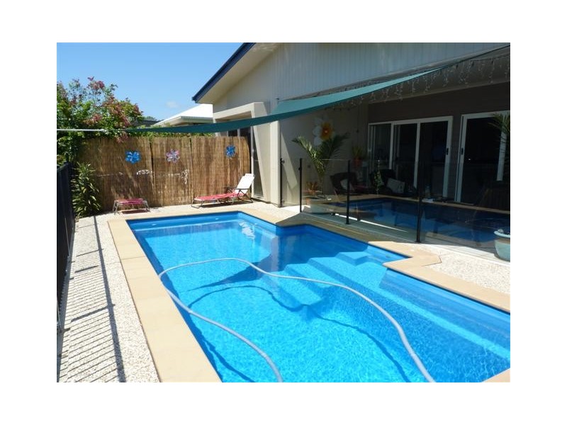 19 Harmony Ave, Urraween QLD 4655