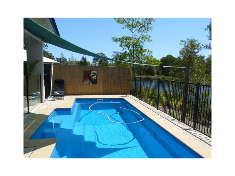 19 Harmony Ave, Urraween QLD 4655