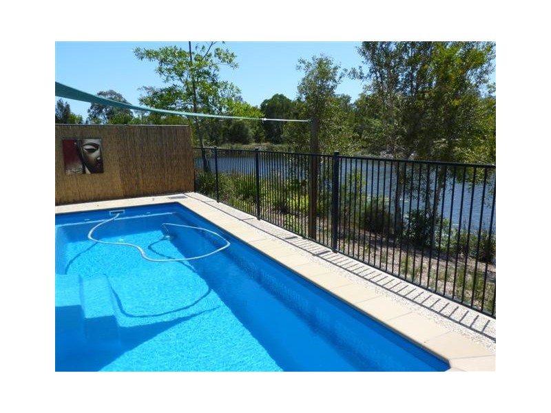 19 Harmony Ave, Urraween QLD 4655