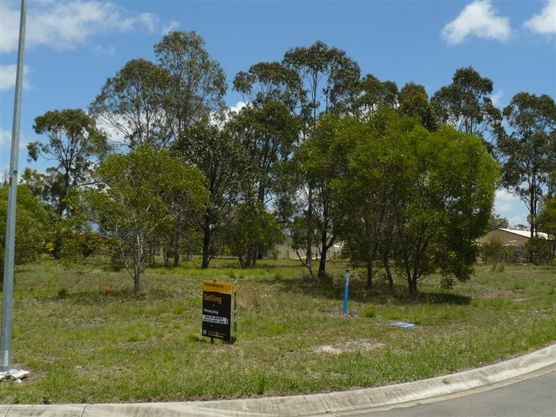 4 Southfork Cct, Burrum Heads QLD 4659