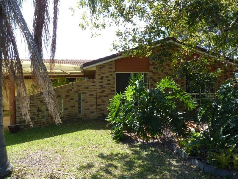 4 Palm Meadows Pl, Pialba QLD 4655
