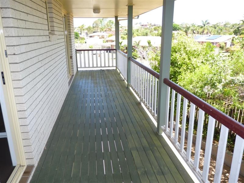 7 Banksia Park Dr, Scarness QLD 4655