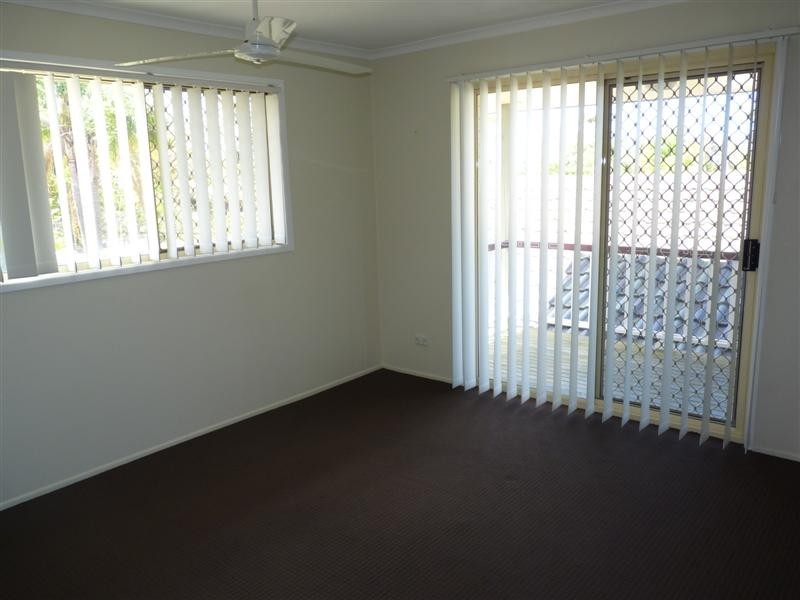 7 Banksia Park Dr, Scarness QLD 4655