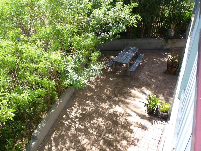 7 Banksia Park Dr, Scarness QLD 4655