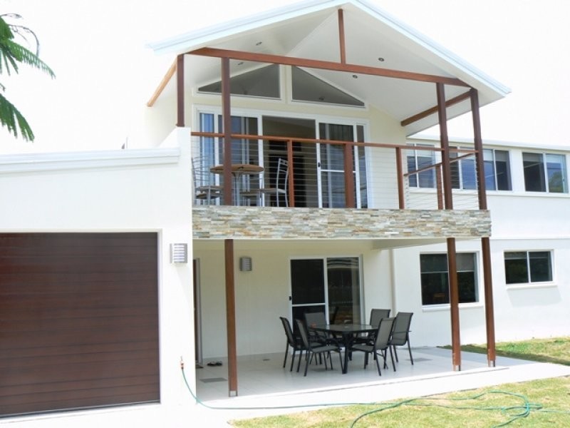 5 Hockley Lane, Urangan QLD 4655