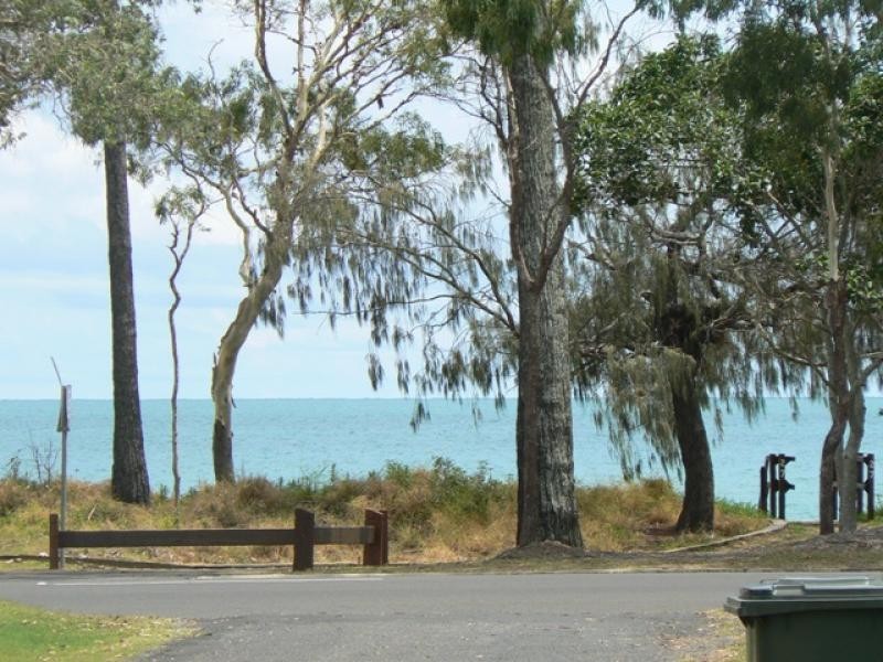 5 Hockley Lane, Urangan QLD 4655