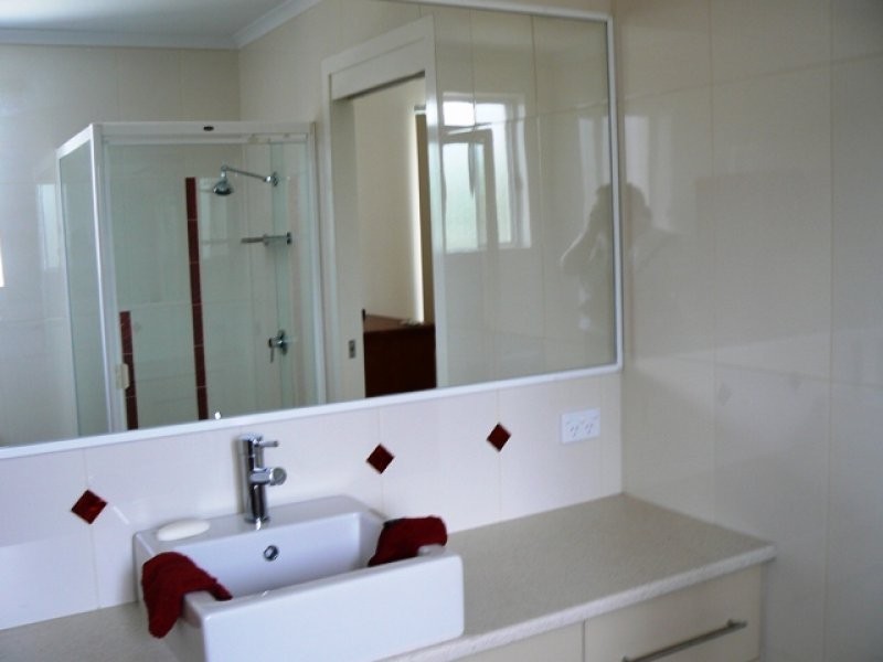 5 Hockley Lane, Urangan QLD 4655