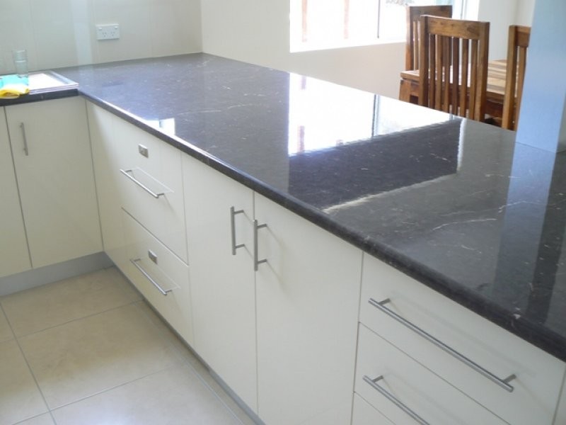 5 Hockley Lane, Urangan QLD 4655