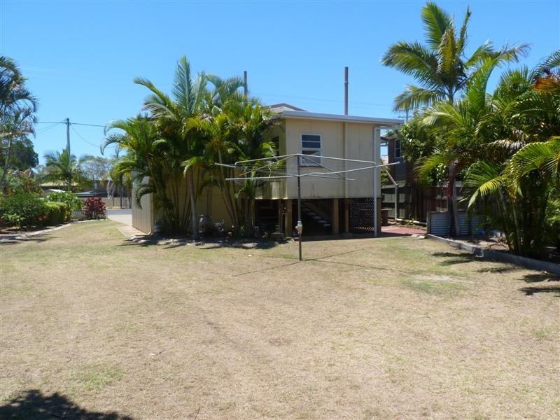 139 Cypress St, Torquay QLD 4655