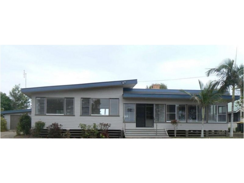 115 Esplanade, Point Vernon QLD 4655