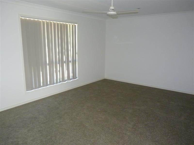 13 (L215) Coventry Ct, Urraween QLD 4655