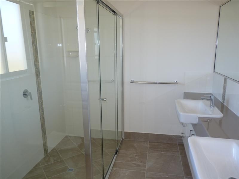 4 Duke Ct (L195), Urraween QLD 4655