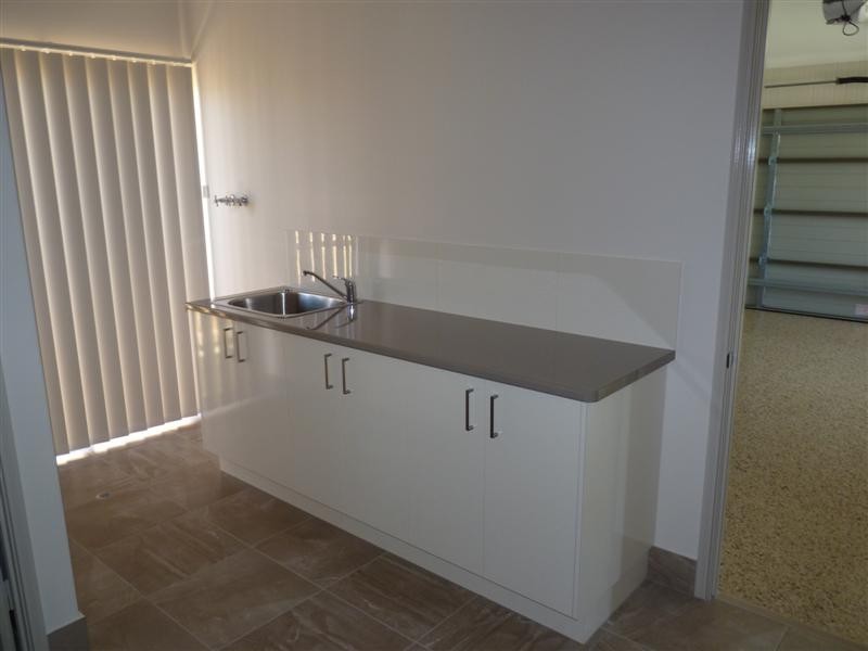 4 Duke Ct (L195), Urraween QLD 4655