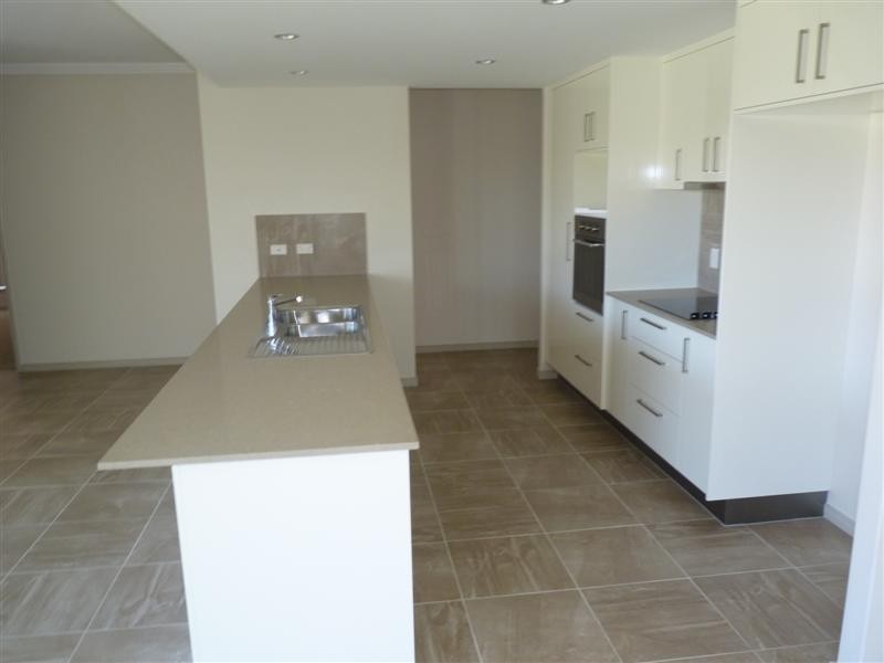 4 Duke Ct (L195), Urraween QLD 4655
