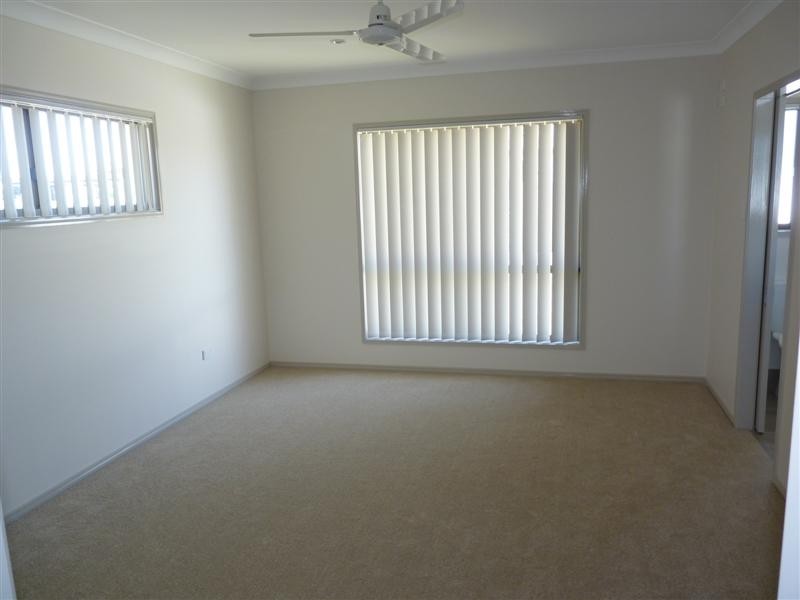 4 Duke Ct (L195), Urraween QLD 4655