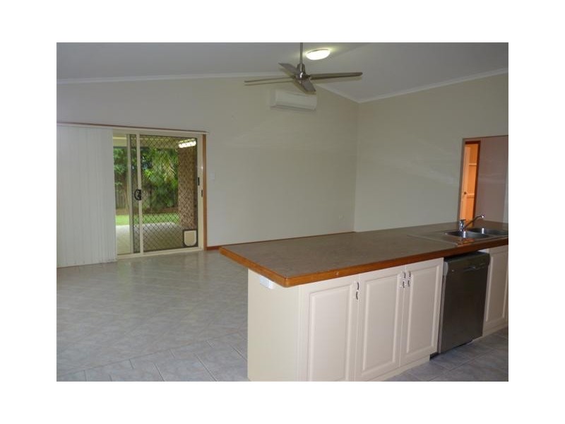 9 Stevens Cl, Kawungan QLD 4655