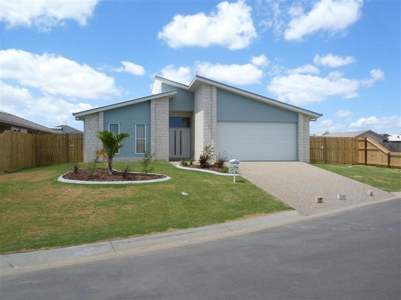 10 Duke Ct (L198), Urraween QLD 4655