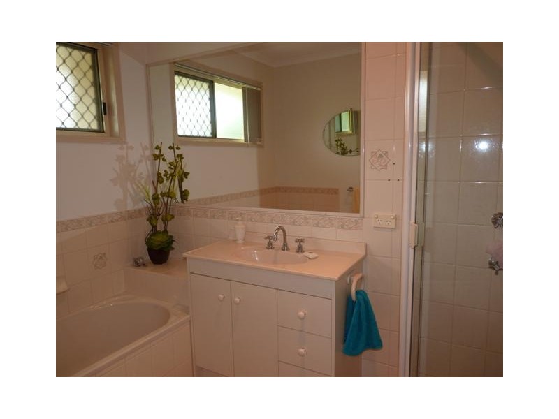 8 Anembo Dr, Torquay QLD 4655