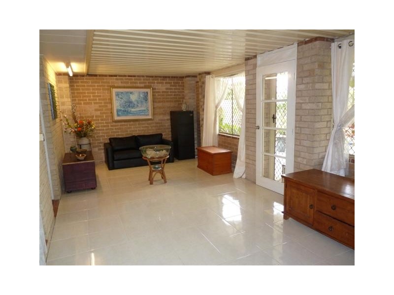 8 Anembo Dr, Torquay QLD 4655