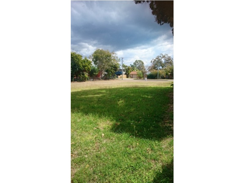10 Marr Street, Point Vernon QLD 4655