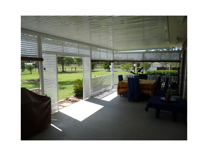 20 Barranjoey Dr, Sunshine Acres QLD 4655