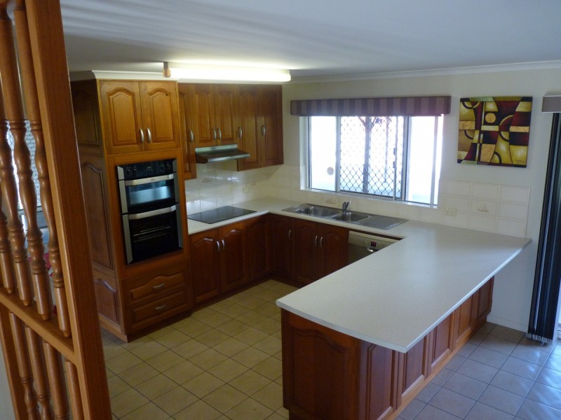 20 Barranjoey Dr, Sunshine Acres QLD 4655
