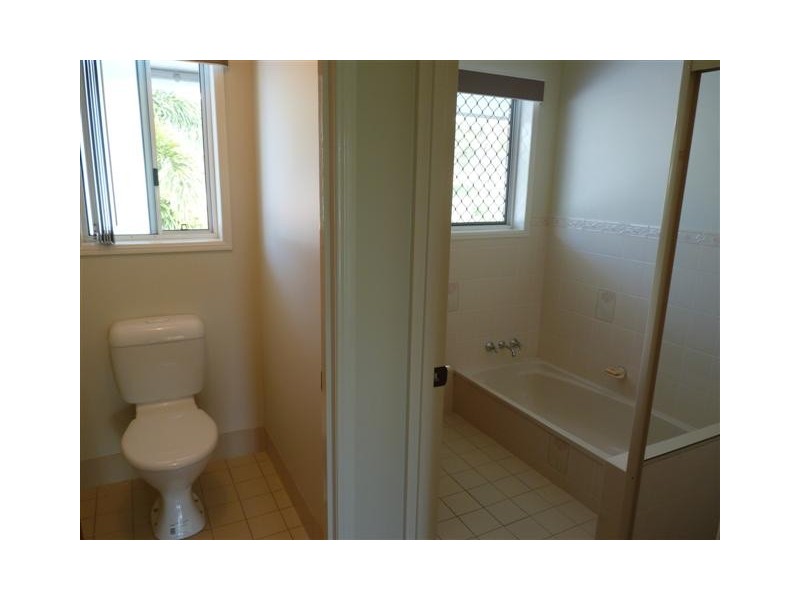 20 Barranjoey Dr, Sunshine Acres QLD 4655