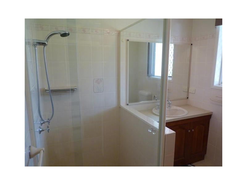 20 Barranjoey Dr, Sunshine Acres QLD 4655