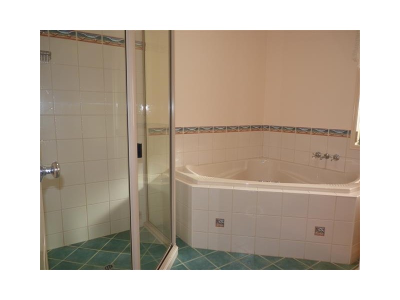 72 Snapper St, Kawungan QLD 4655