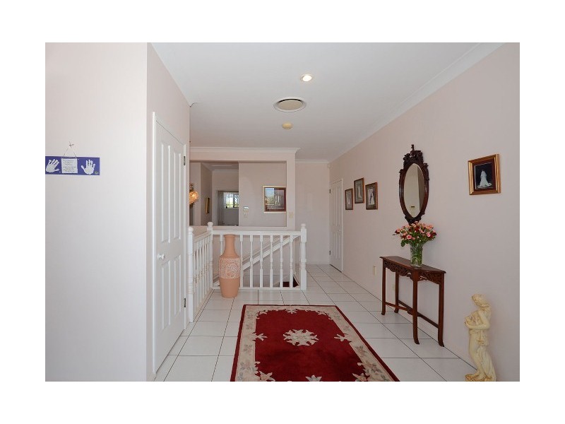10 Cove Blvd, River Heads QLD 4655