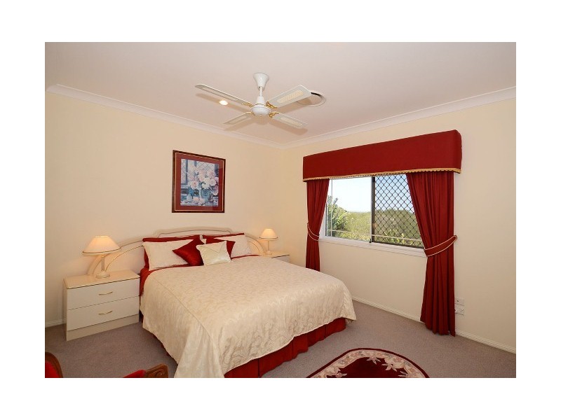 10 Cove Blvd, River Heads QLD 4655