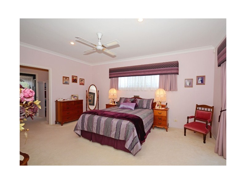 10 Cove Blvd, River Heads QLD 4655