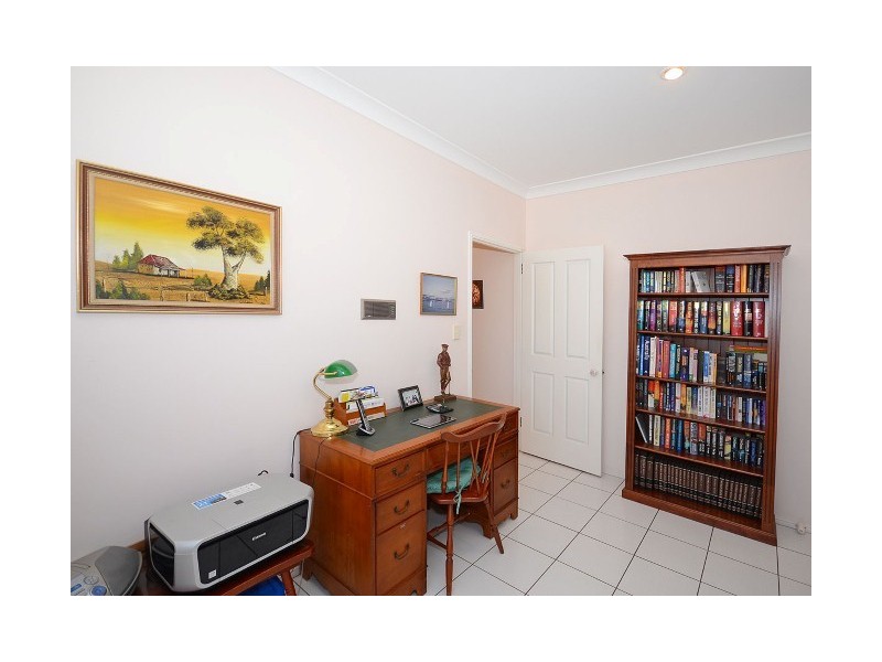 10 Cove Blvd, River Heads QLD 4655