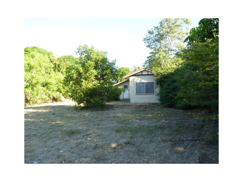 83 Cypress St, Torquay QLD 4655