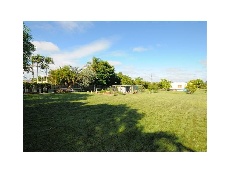 3 Maike Dr, Urraween QLD 4655