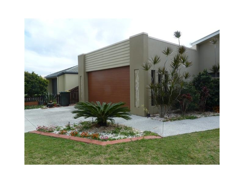 13 Pembridge Cct, Urraween QLD 4655