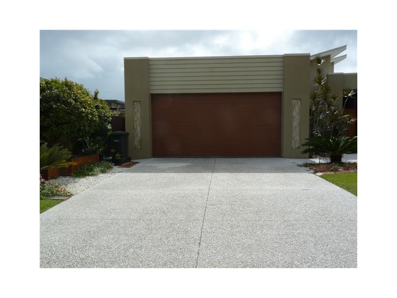 13 Pembridge Cct, Urraween QLD 4655