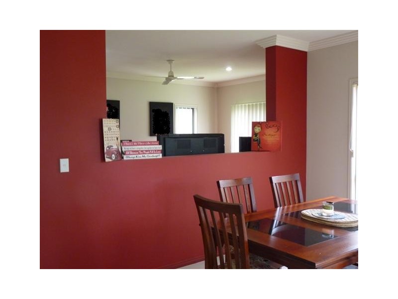 13 Pembridge Cct, Urraween QLD 4655