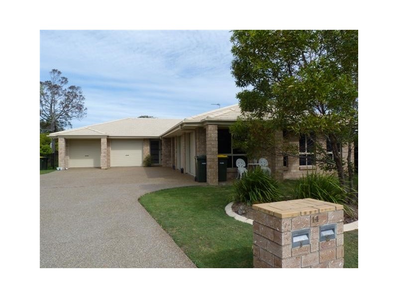 2/14 Fulmar Ct, Burrum Heads QLD 4659