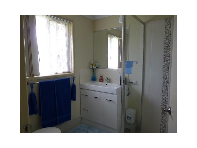 2/14 Fulmar Ct, Burrum Heads QLD 4659