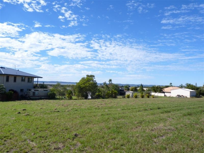 75-77 Longview Dr, River Heads QLD 4655