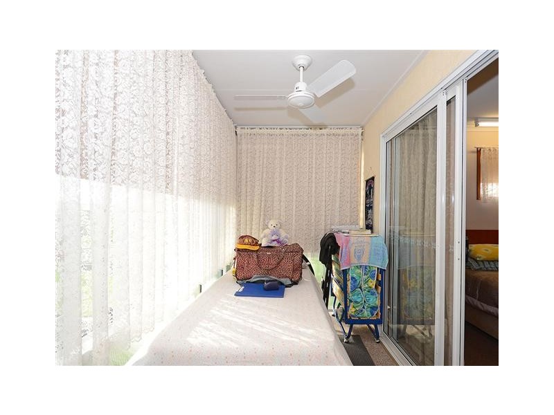 U2 / 208 Elizabeth St, Urangan QLD 4655