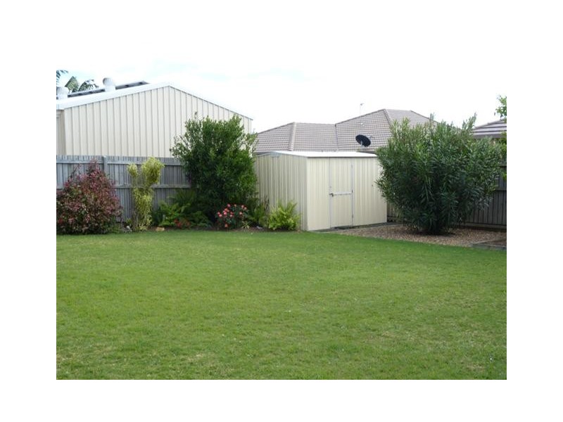 37 Bayswater Dr, Urraween QLD 4655