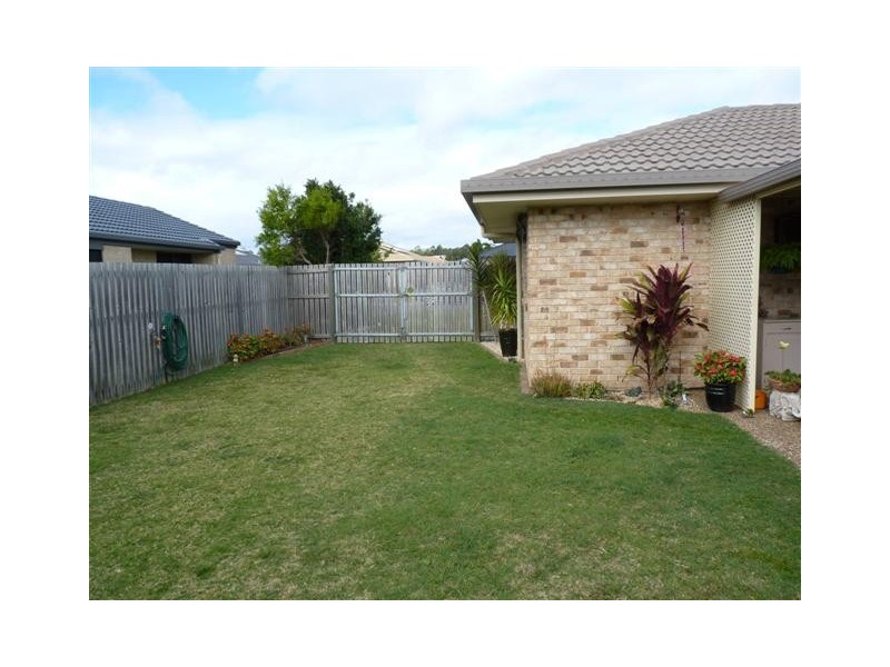 37 Bayswater Dr, Urraween QLD 4655